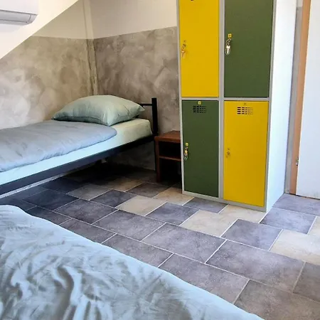 Bled Lesce Station And Beds Hostel *