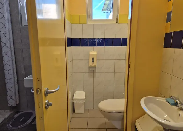 Hostel Bled Station And Depo