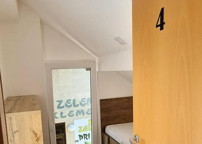 Hostel Bled Station And Depo *